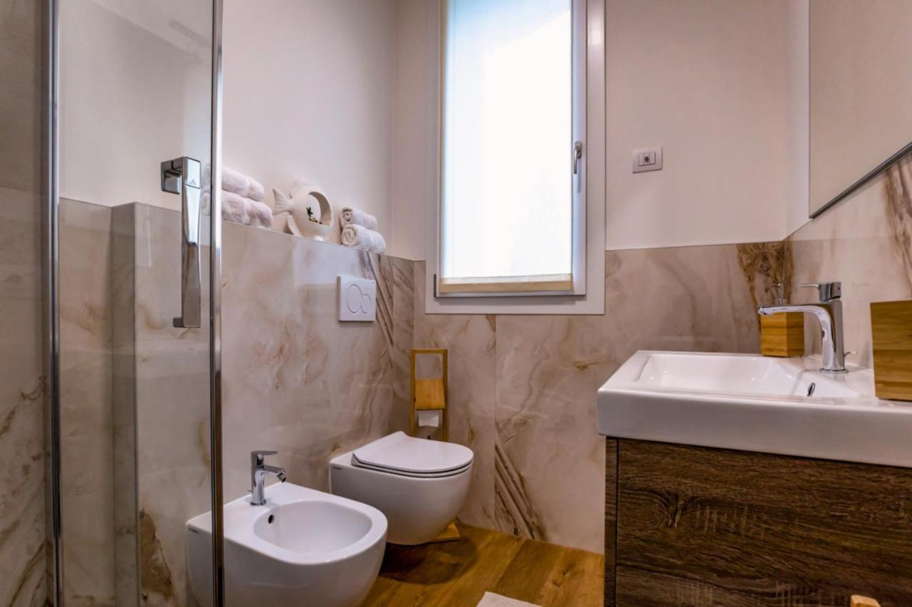 B&B Quattro Stagioni Charme And Wellness Besnate Eksteriør billede