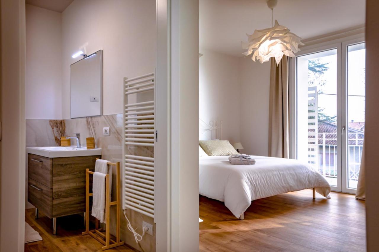 B&B Quattro Stagioni Charme And Wellness Besnate Eksteriør billede