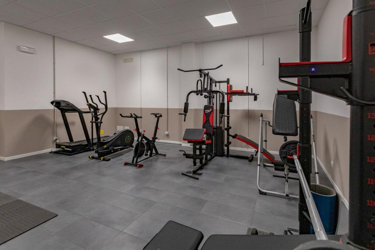 B&B Quattro Stagioni Charme And Wellness Besnate Eksteriør billede